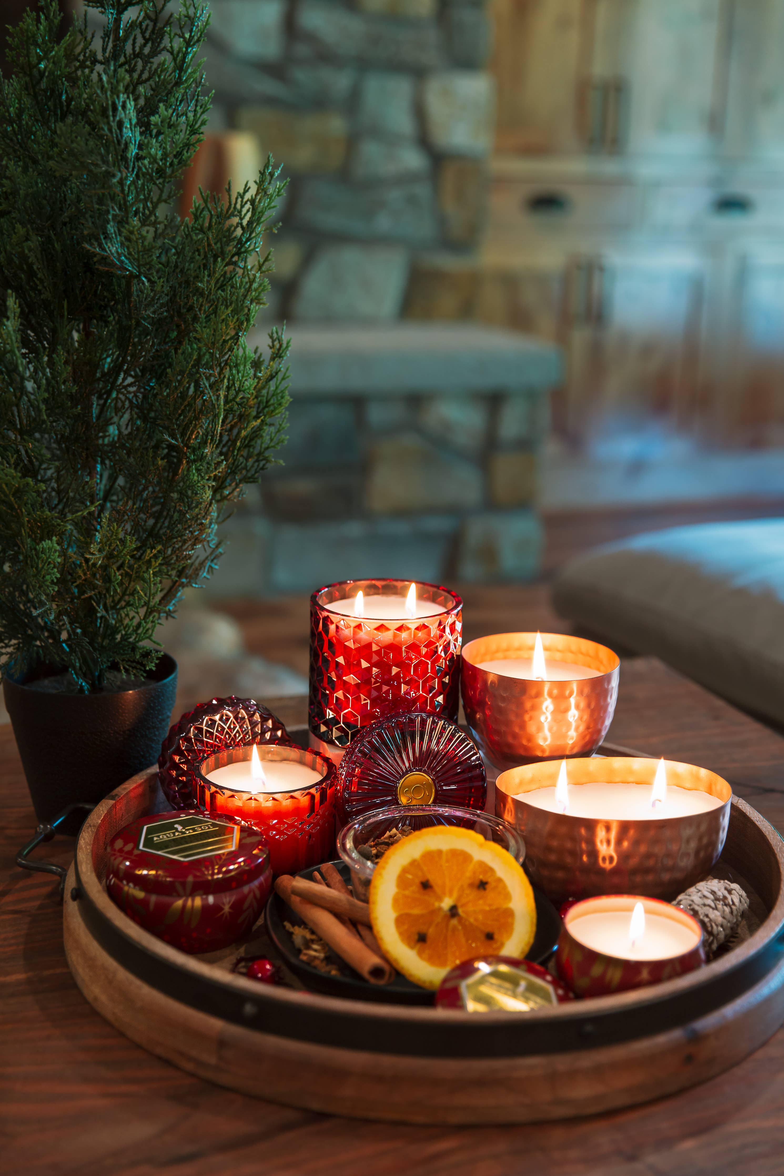 Holiday Spiced Toddy 4oz Aqua De SOi Candle Tin